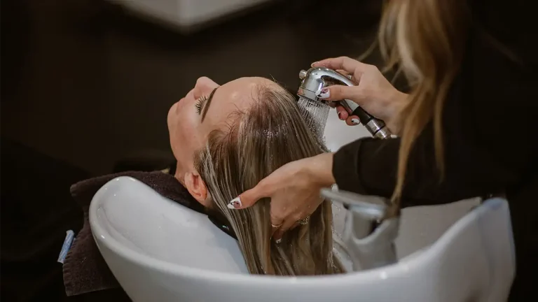 How to Wash Castor Oil Out of Hair